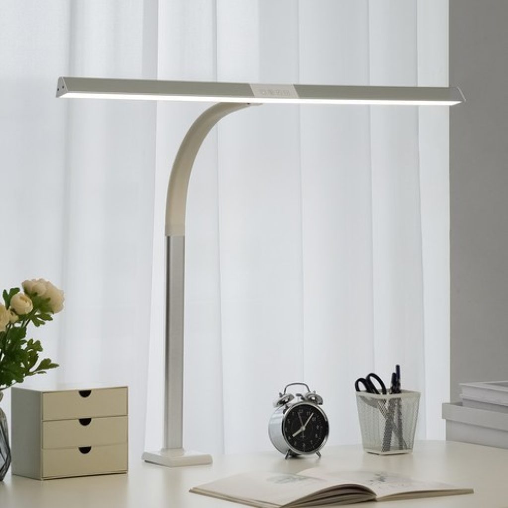 홈플래닛 LED 안티 블루라이트 와이드 스탠드 80cm, 블루라이트 차단 기능과 밝기 조절이 가능한 AI 작업용 조명